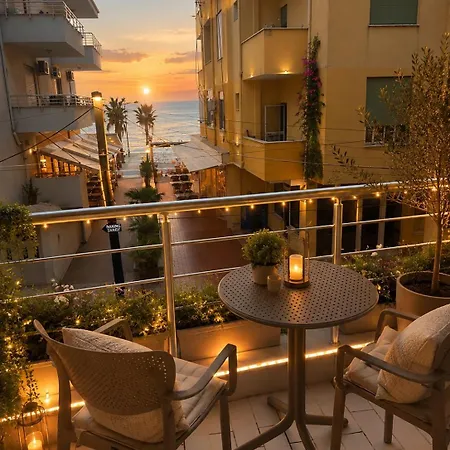 Mar' Rooftop 3*