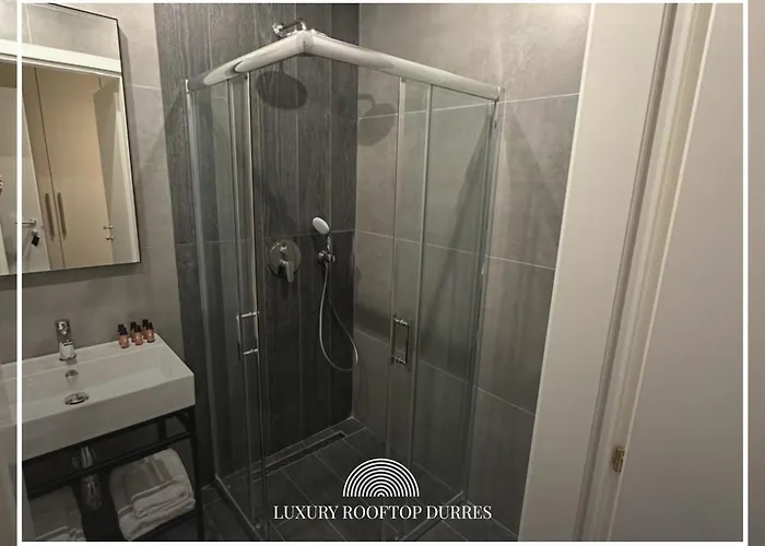 Luxury Rooftop 3* دراس